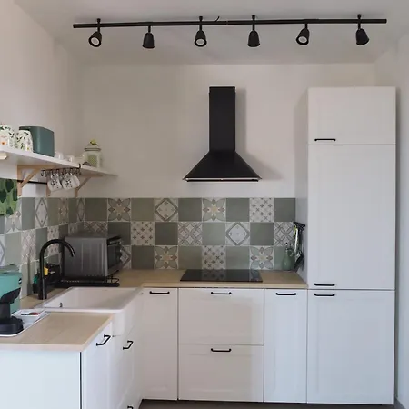 Ai Demani, Con Piscina Villa